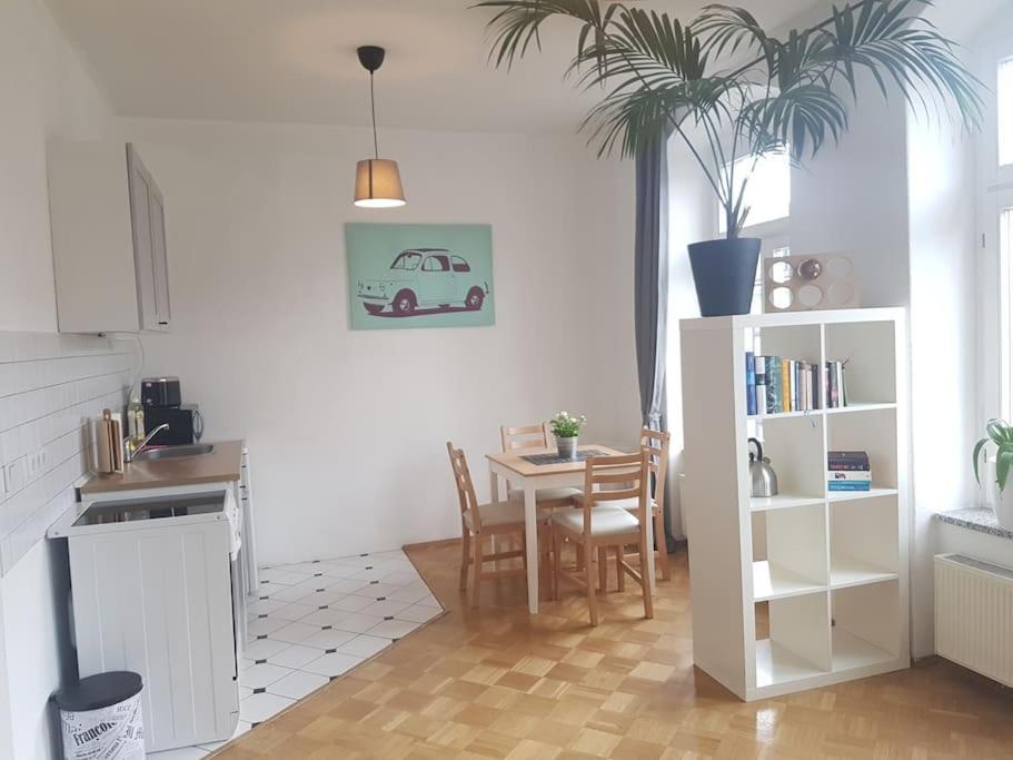 Studio In Dresden Neustadt Louisenstrasse Экстерьер фото
